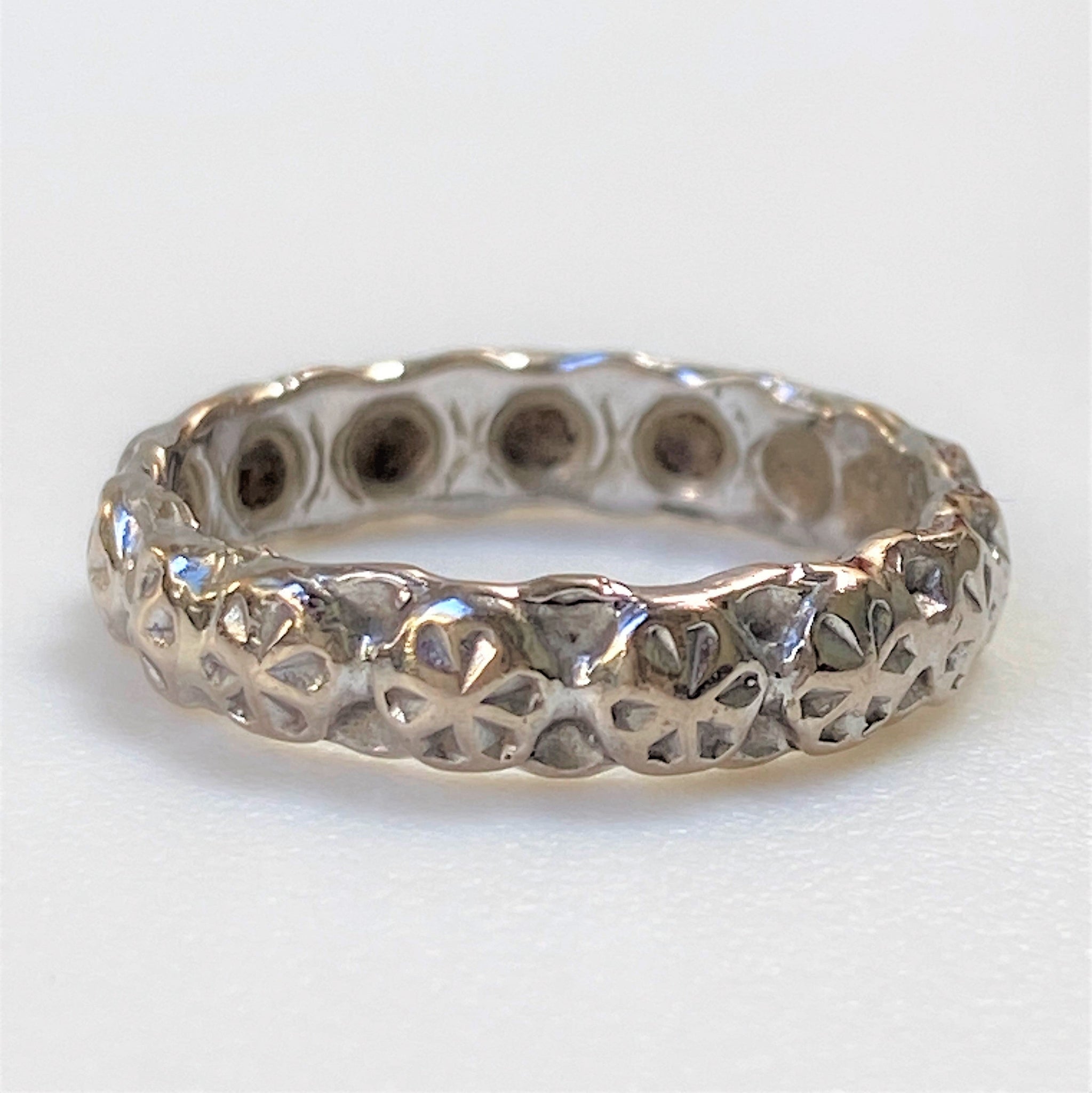 Unique Handmade 18ct White Gold Decorative Band Ring