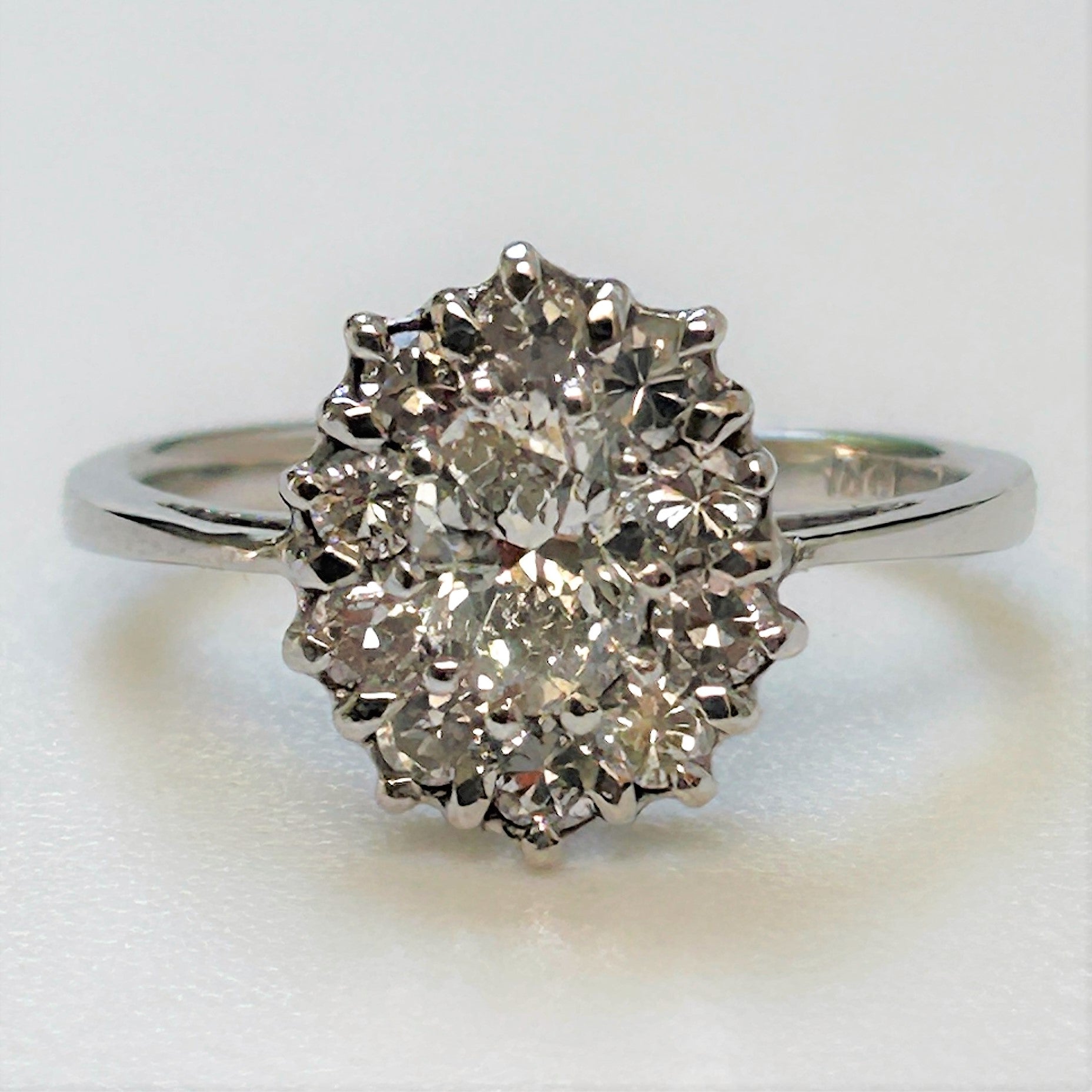 18ct White Gold Diamond Ring