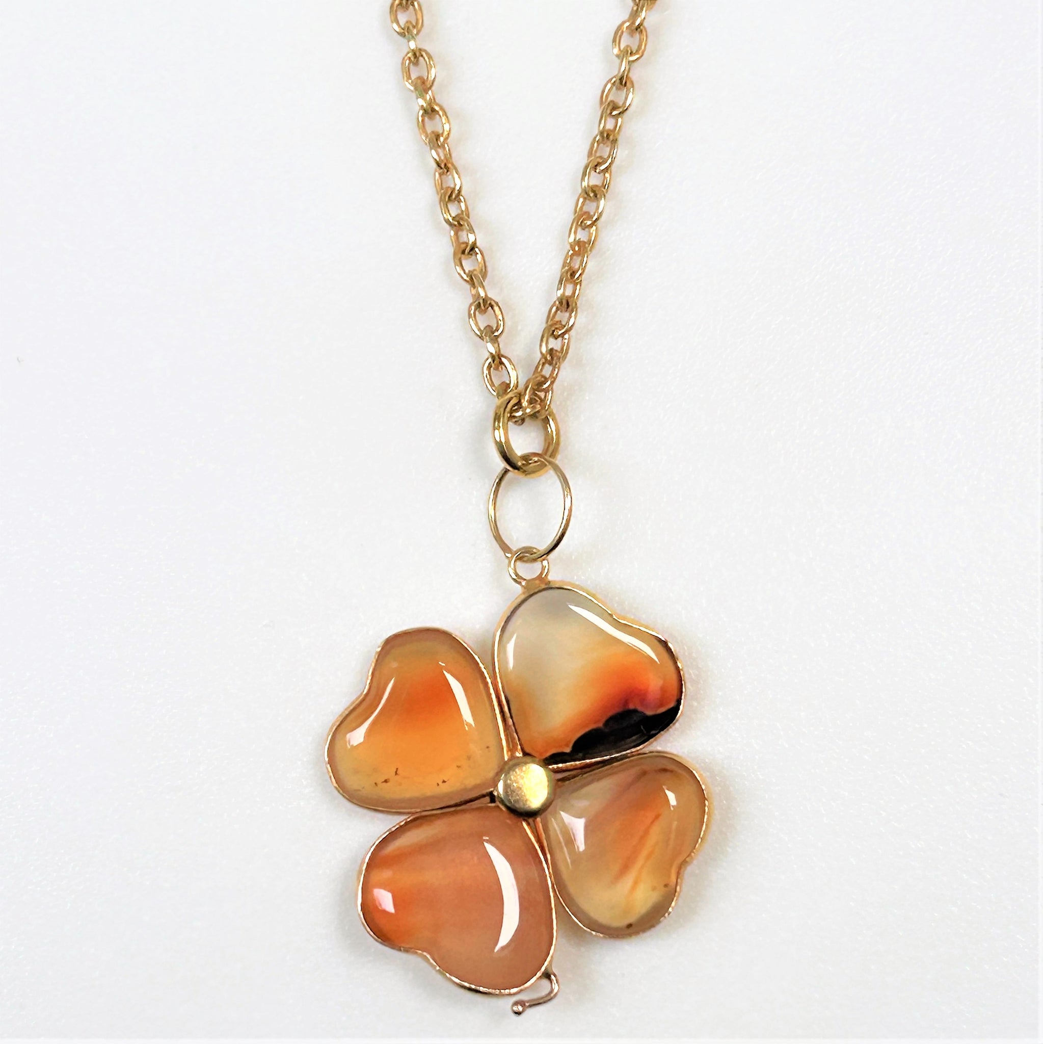 Yellow Metal and Agate “Four Leaf Clover” Pendant Necklace