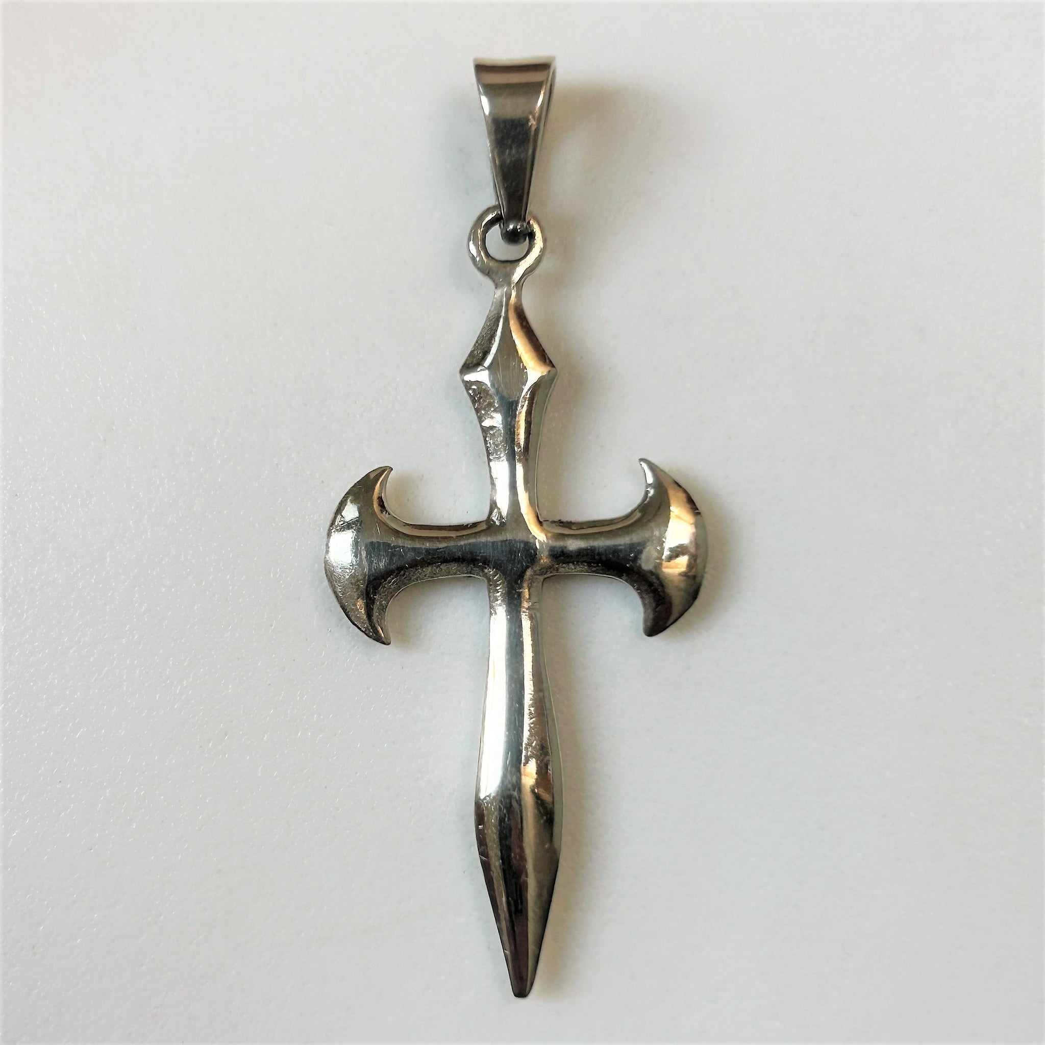 Silver Gothic Cross Pendant