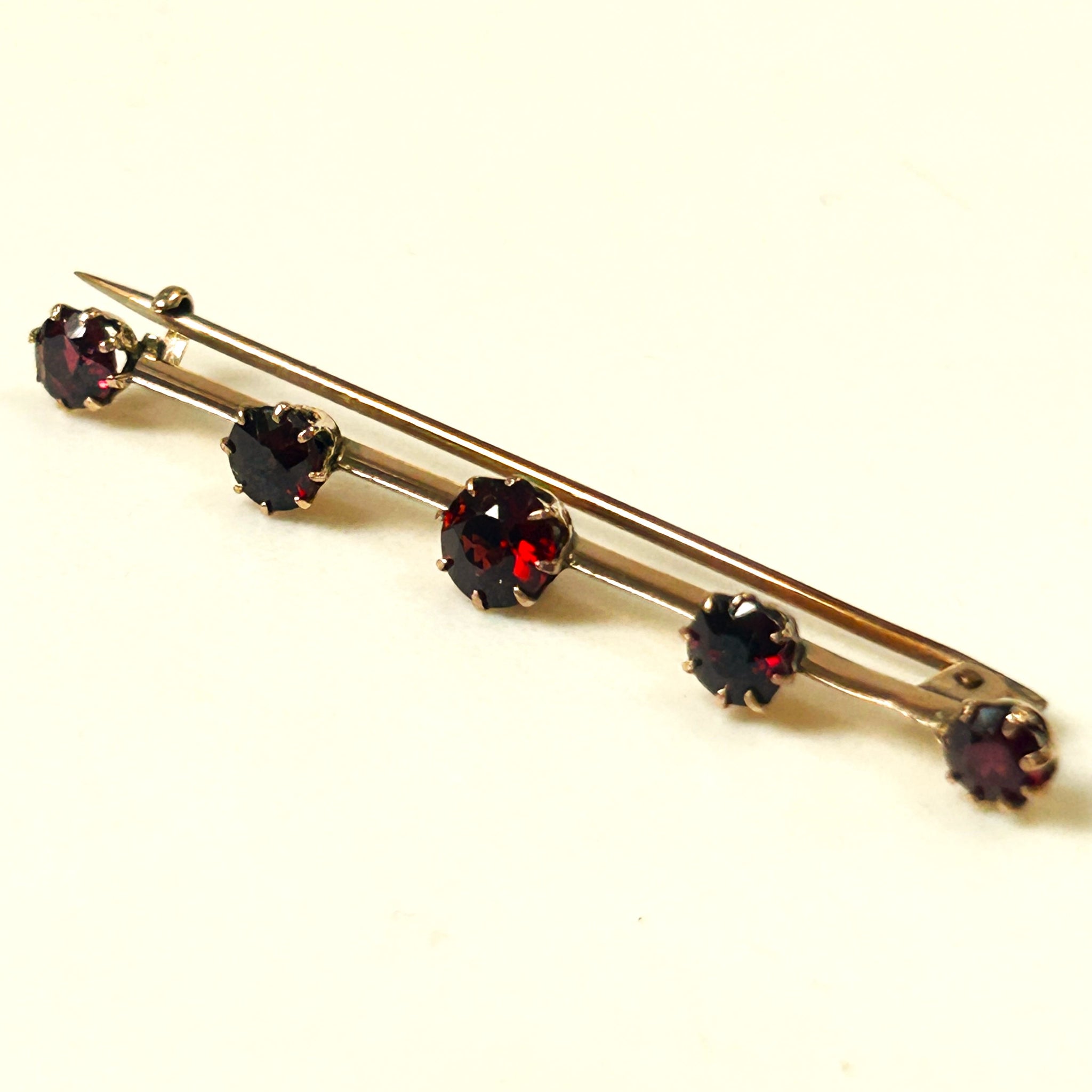 Antique 9ct Gold and Garnet Bar Brooch