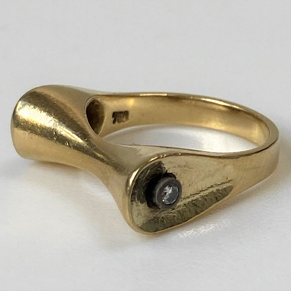 Modernist 18ct Gold and Diamond Ring