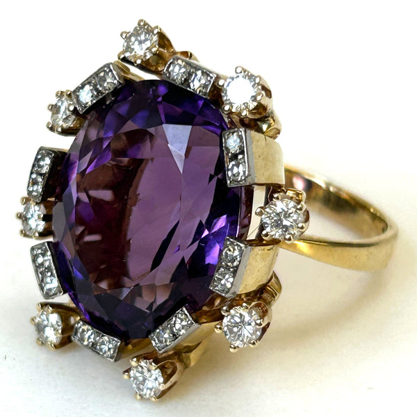 Large 18ct Gold, Amethyst and Diamond Dress Ring