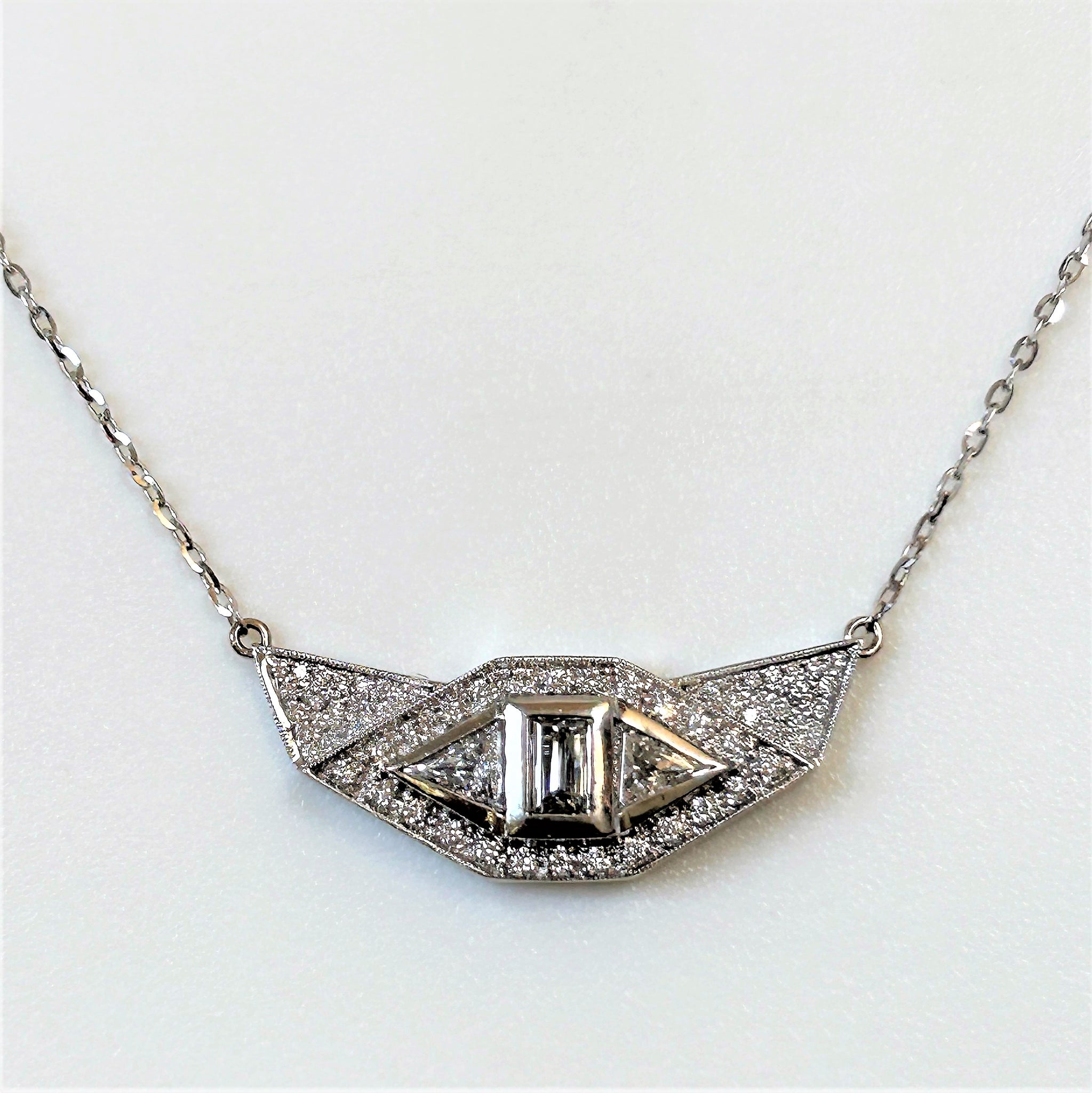 Art Deco Style 18ct White Gold and Diamond Necklace