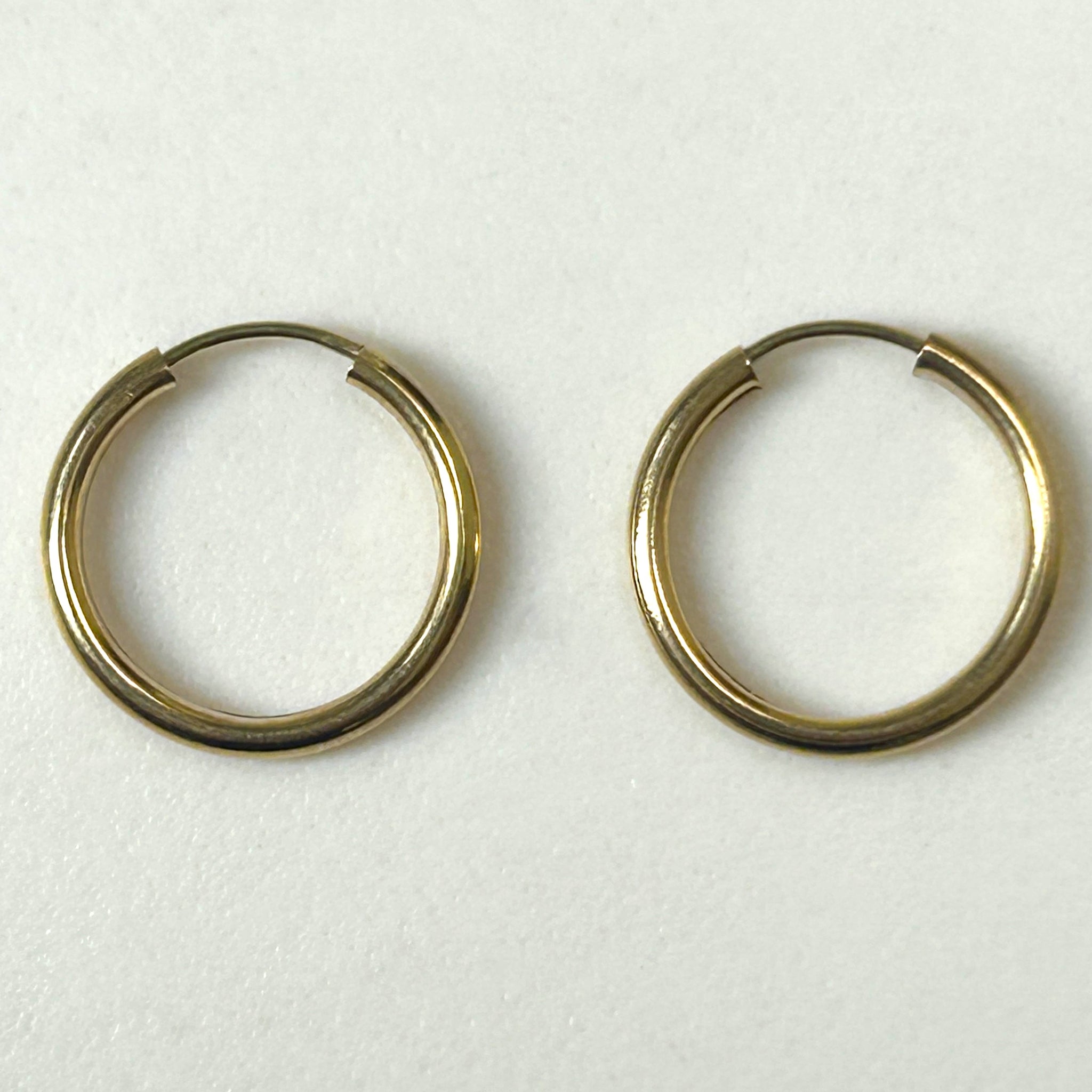 Small 9ct Gold Hoop Earrings