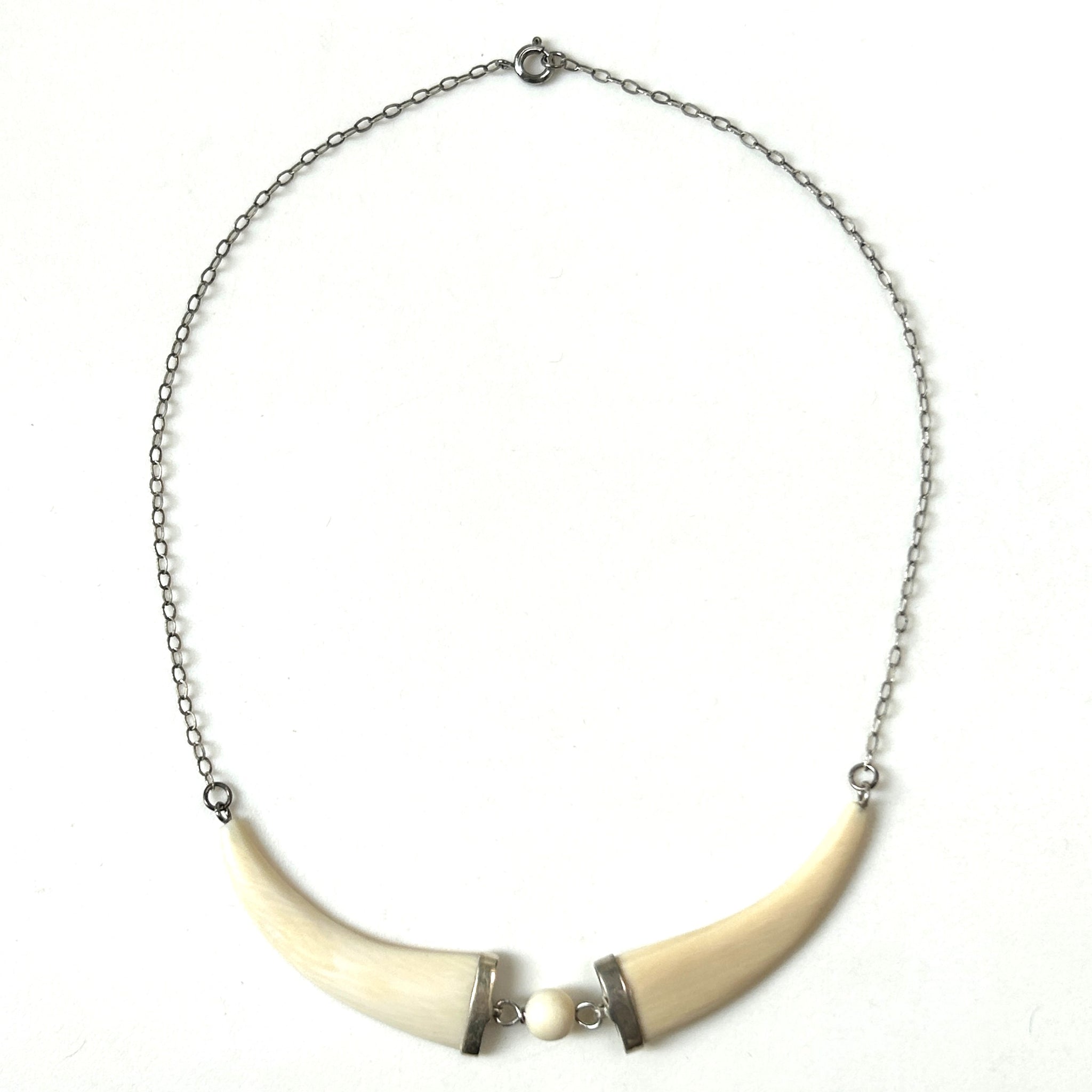 Vintage Silver Necklace with Decorative Element