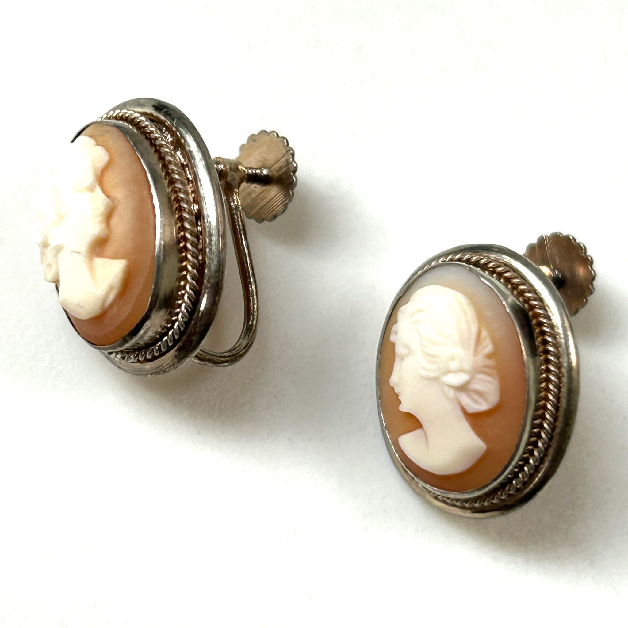 Sterling Silver, 9ct Gold and Shell Cameo Screw-on Earrings