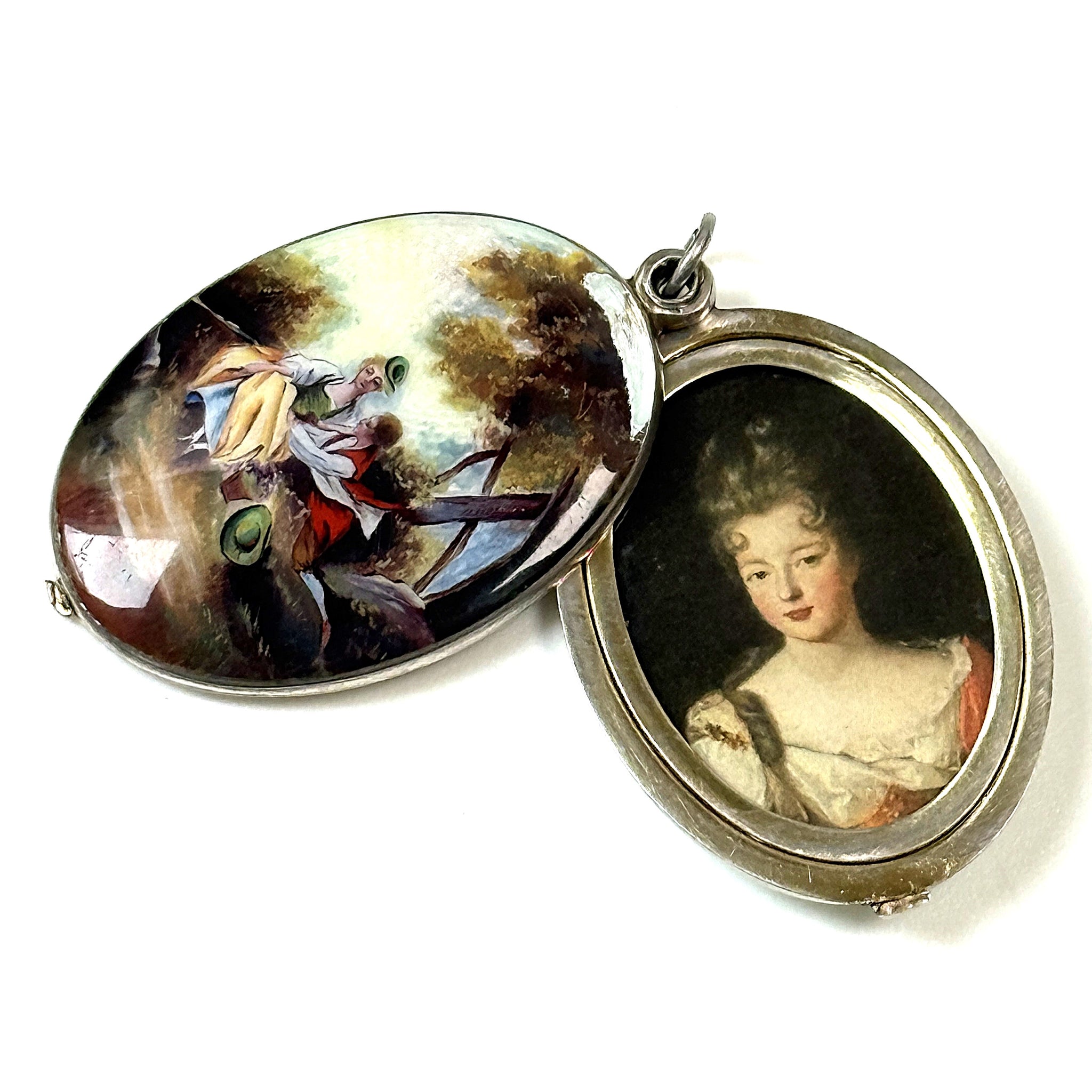Early 20th Century Hand-Painted Guilloche Enamel Locket