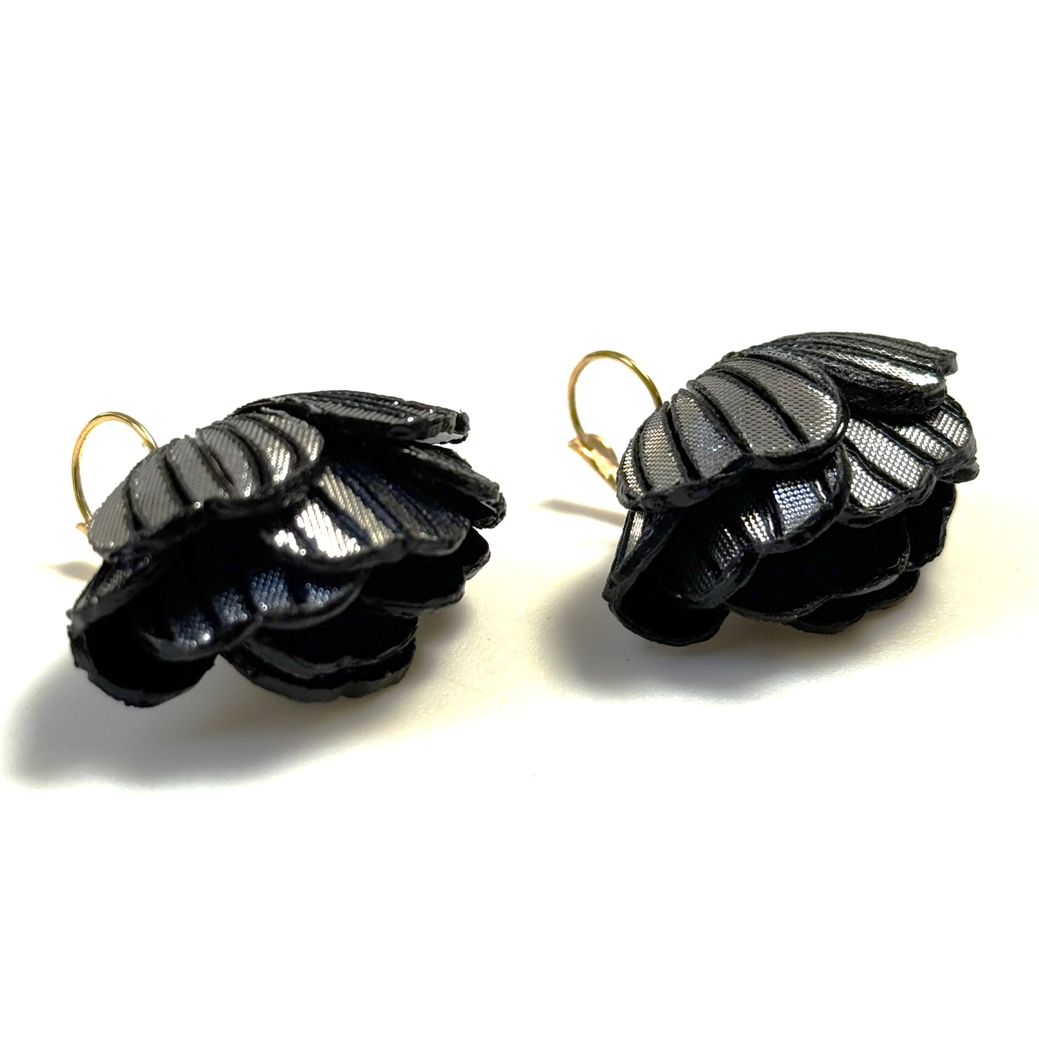Black and Silver Cilea Bijoux Paris “Destin” Drop Earrings