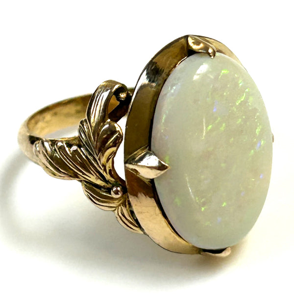 Vintage 14ct Gold and Opal Ring