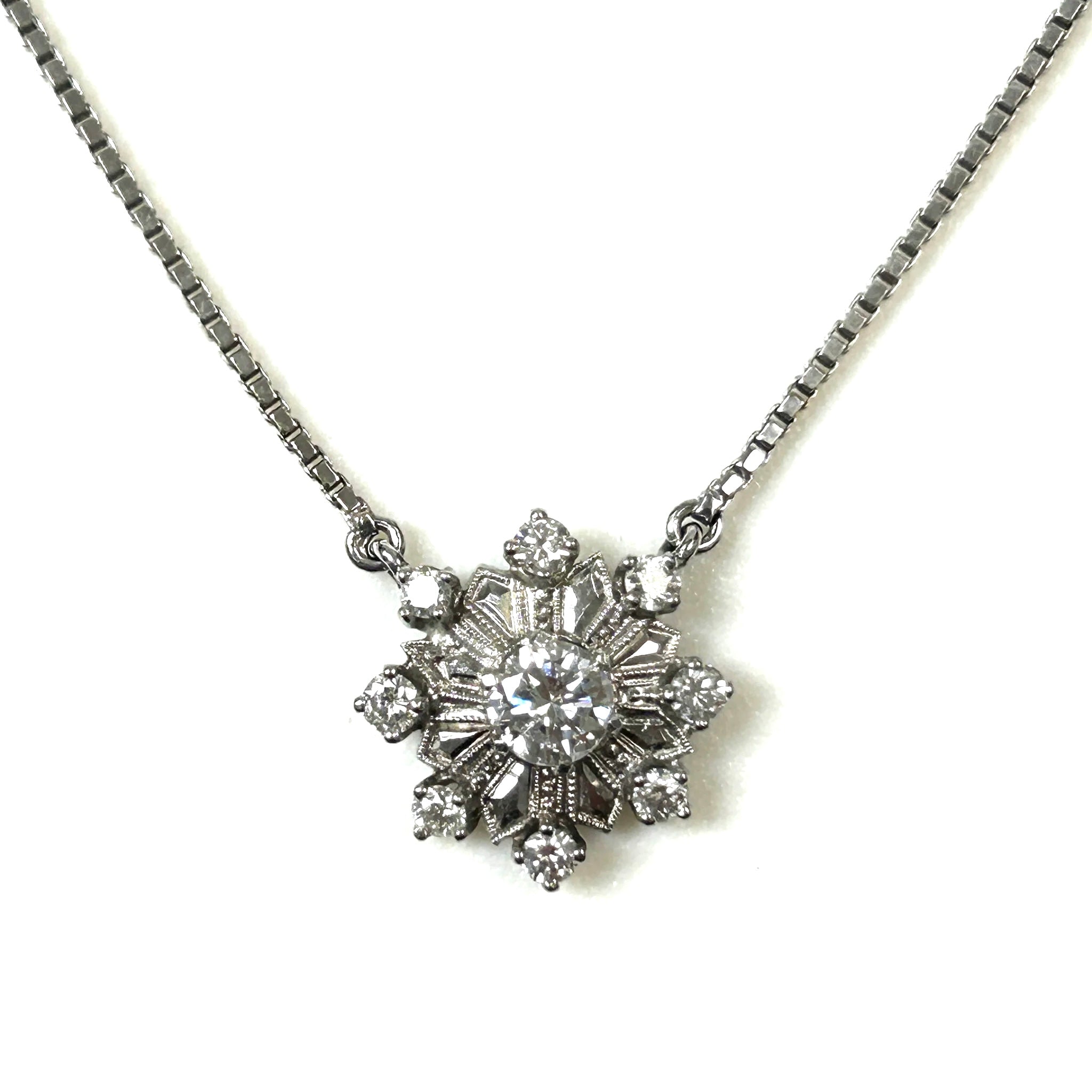 18ct White Gold and Diamond Necklace