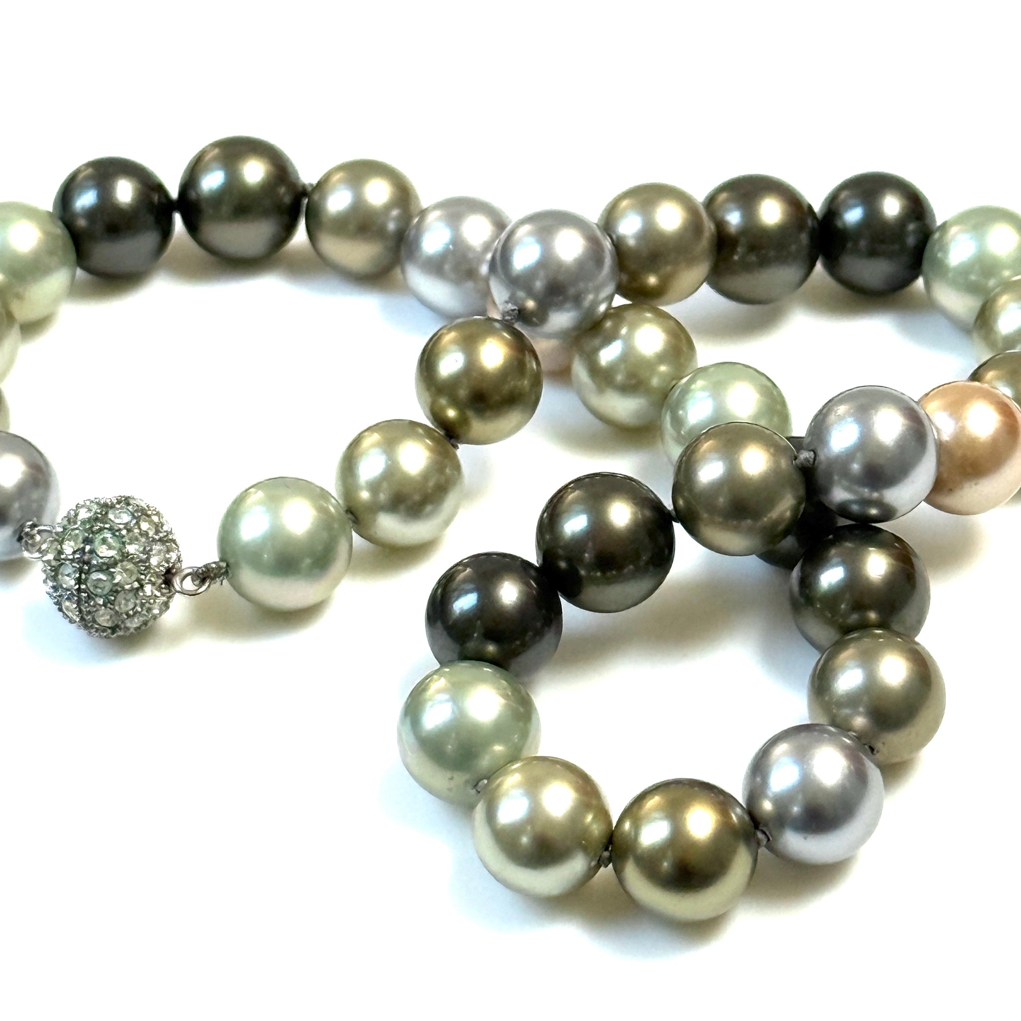 Contemporary Multi-Coloured Pearl-Effect Bead Necklace