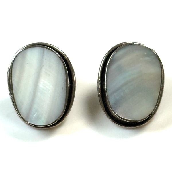 Vintage Mother of Pearl Fashion Clip-On Earrings