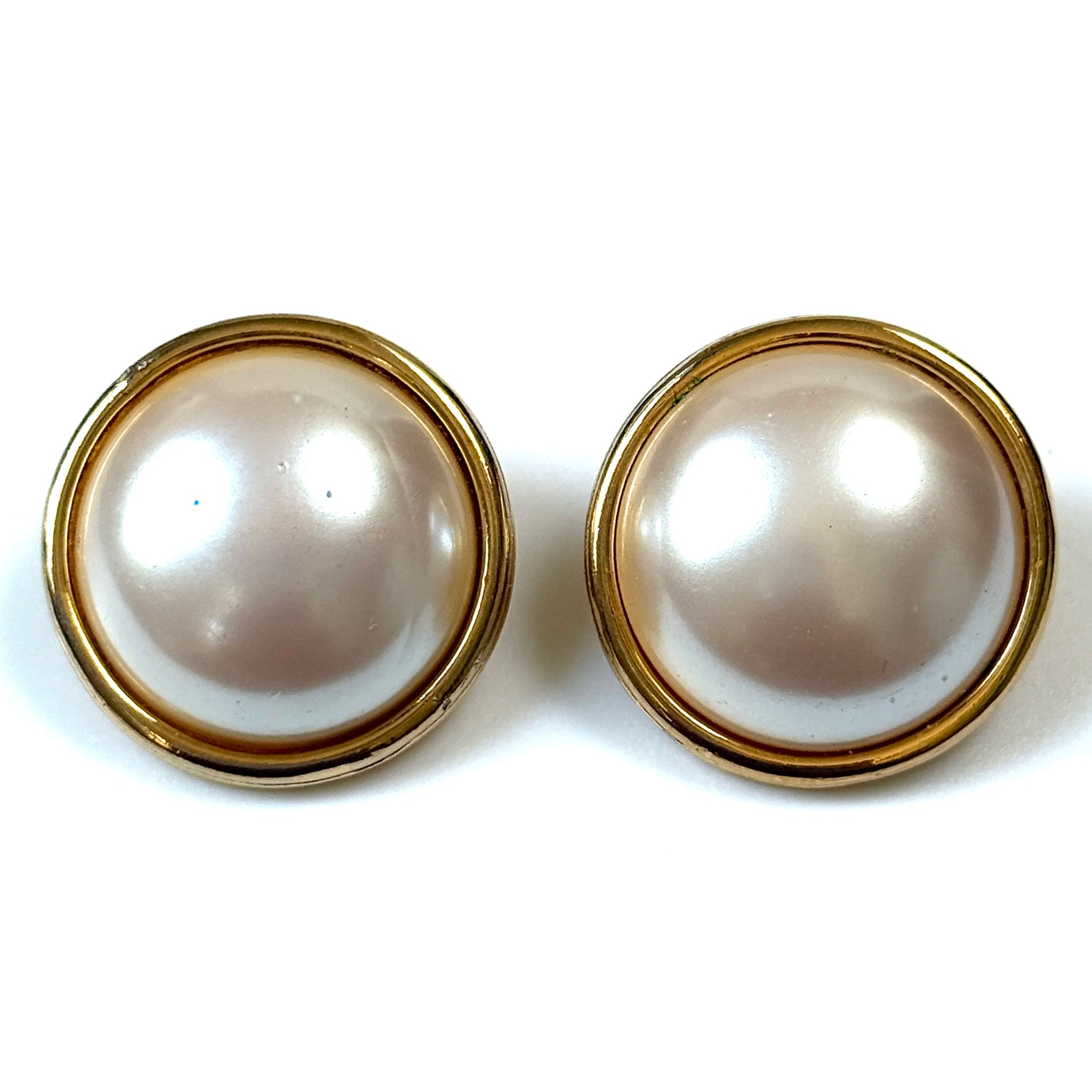 Vintage Monet Faux Mabe Pearl Clip-on Earrings