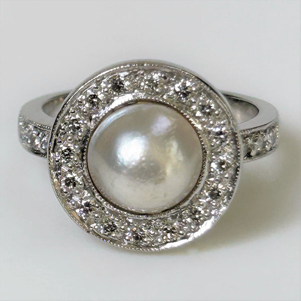 18ct White Gold, Pearl and Diamond Ring
