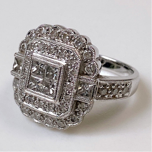 18ct White Gold and Diamond Dress Ring