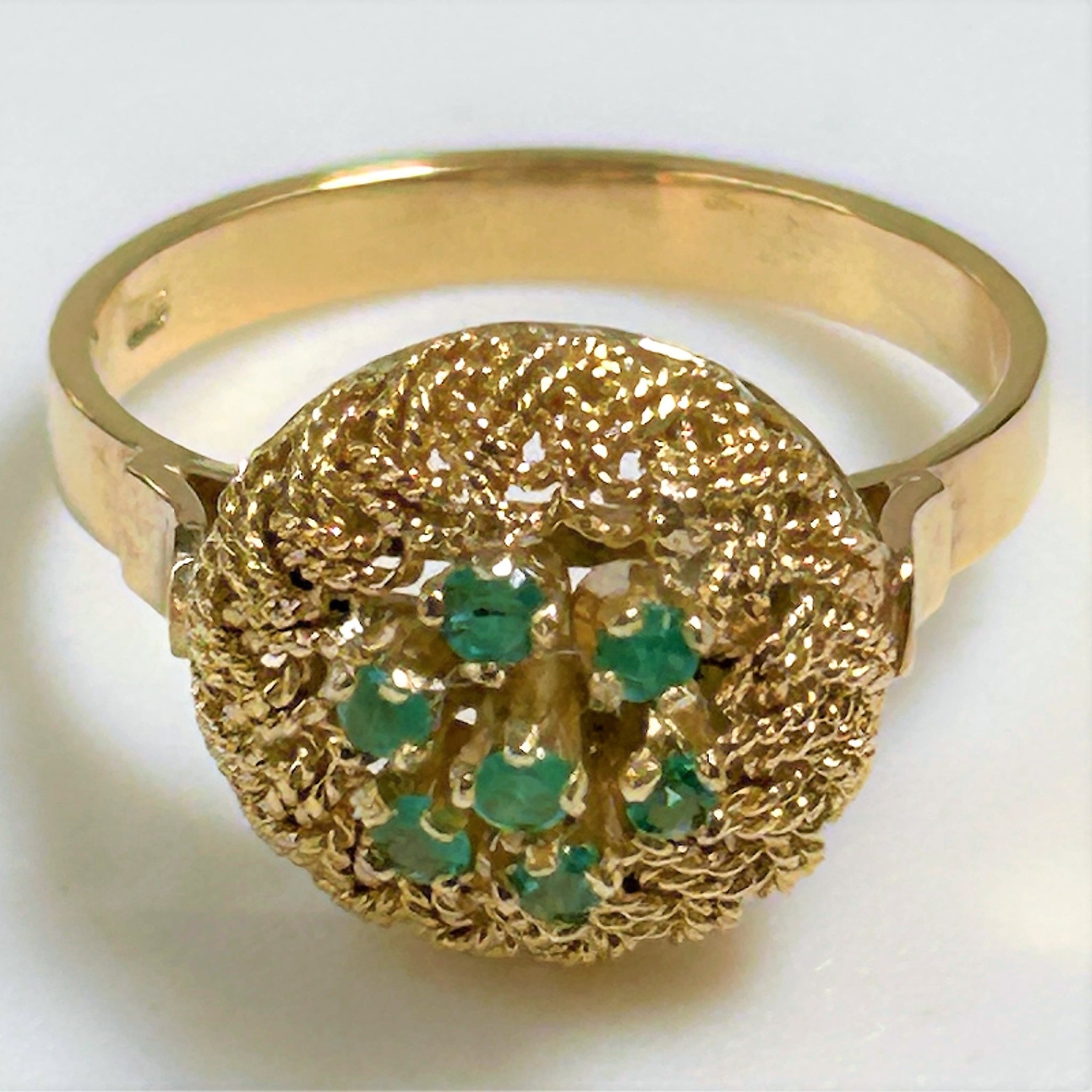 Vintage 18ct Gold and Emerald Ring