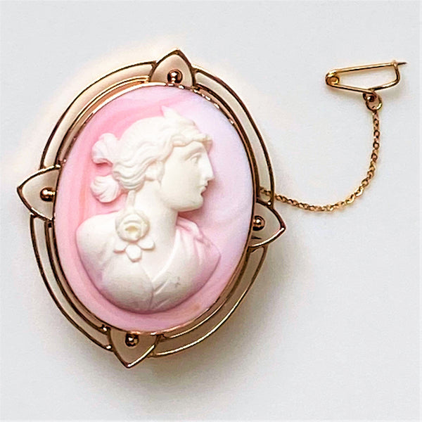 Antique 9ct Gold and Shell Cameo Brooch