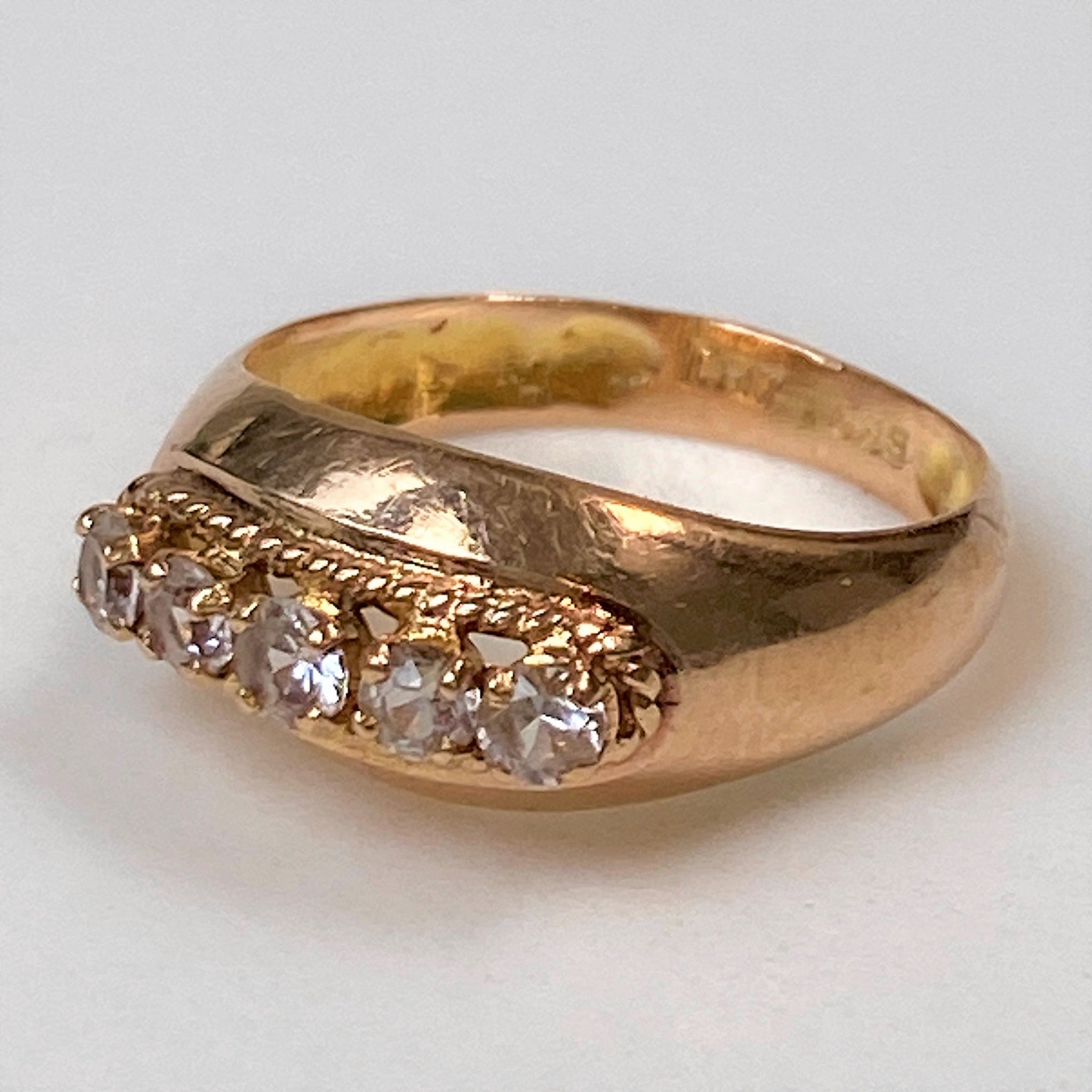 Vintage 14ct Gold and White Sapphire Ring