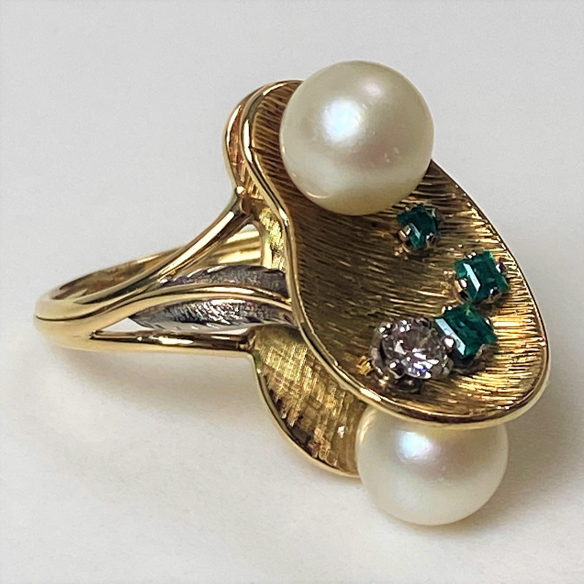 Vintage 18ct White Gold, Diamond, Emerald and Pearl Dress Ring